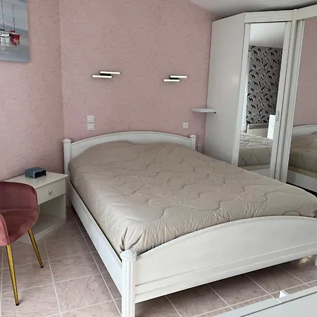 Сasa de vacaciones ღ Villa des Grasses - Piscine Chauffée, Jardin&Wifi