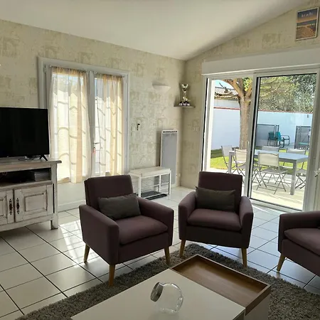 ღ Villa des Grasses - Piscine Chauffée, Jardin&Wifi